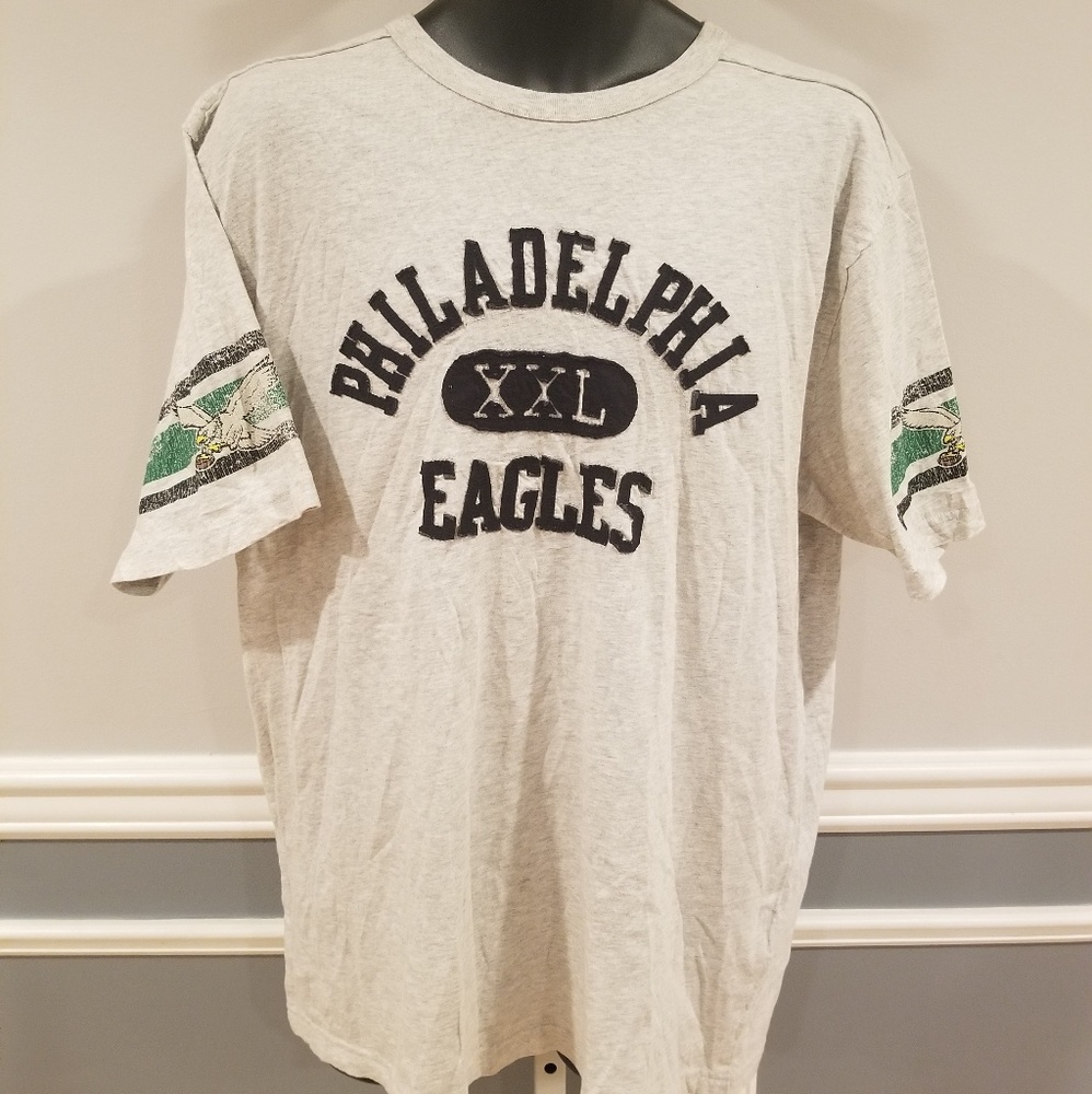 Philadelphia Eagles NFL T Shirt size Large BNWT